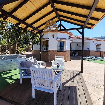 Los Naranjos Alcaucín Buitenkant foto
